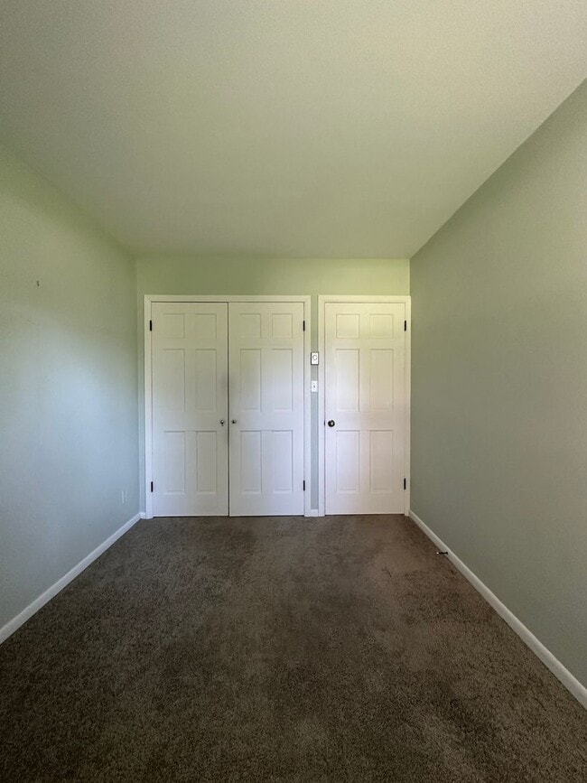 Building Photo - Not Your Typical Rental — Warm, Welcoming 3BR Brick Ranch in a Prime Neighborhood