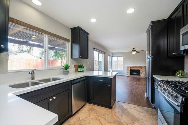 Building Photo - 27808 Sycamore Creek Dr
