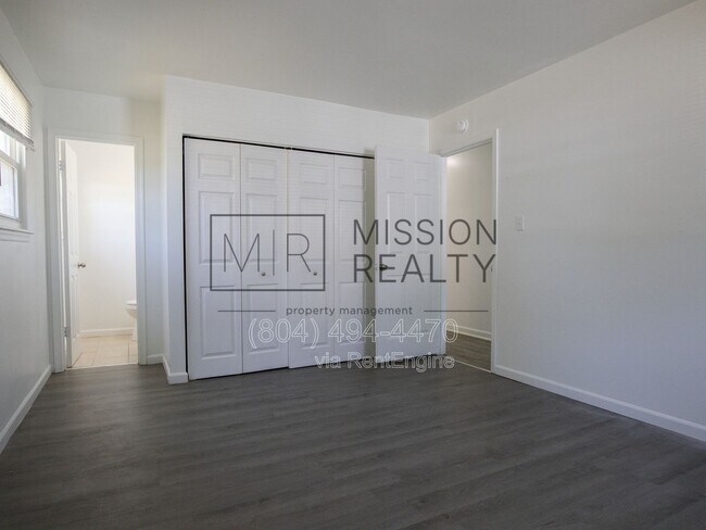 Building Photo - 1649 Delmar Ave