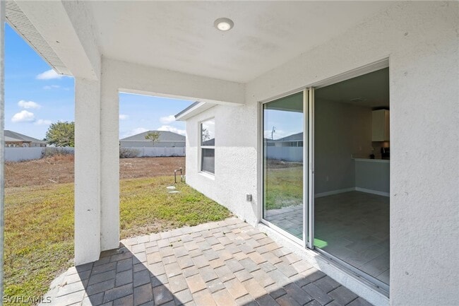 Building Photo - 2911 NW 9th Ave