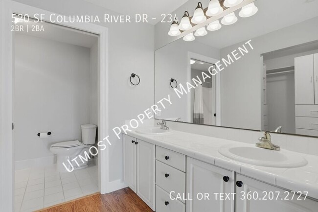 Building Photo - 520 SE Columbia River Dr