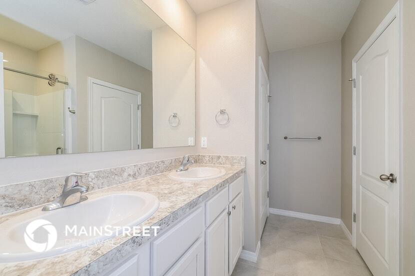 Building Photo - 155 Tiny Flower Rd