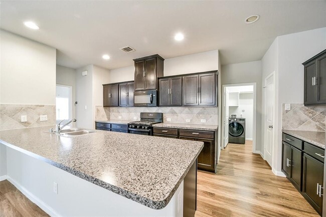Building Photo - 3623 Bright Moon Ct