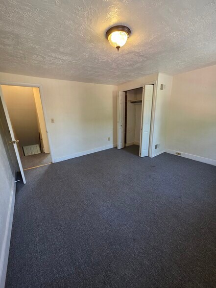 Building Photo - 24 N Kister St