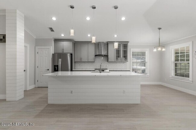 Building Photo - 744 Dewdrop Loop