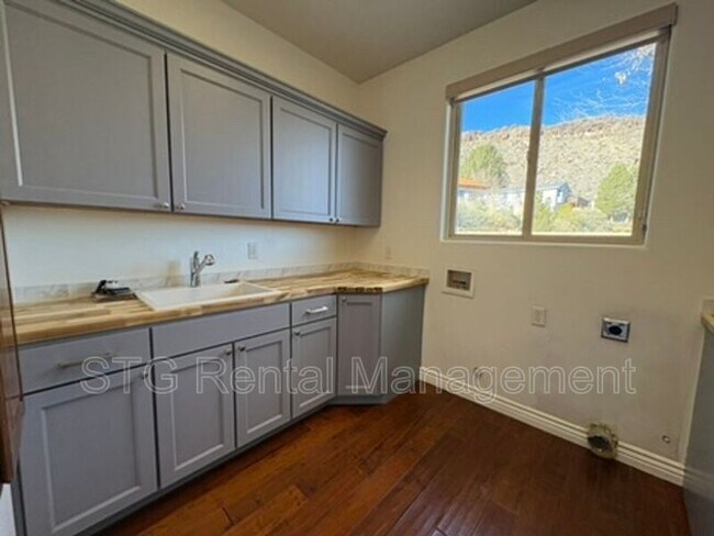 Building Photo - 668 Rio Virgin Dr