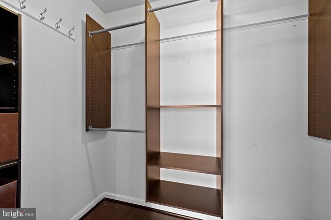 Building Photo - 7316 Elkridge Crossing Way