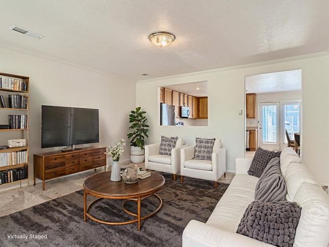 Building Photo - Amazing 2BR, 3BTH w/Garage in First Creek