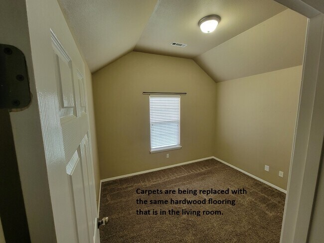 Building Photo - 1303 E Ken Leach Ct