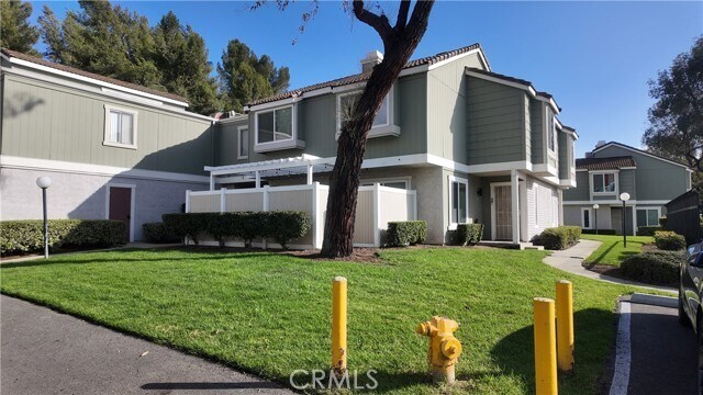 Building Photo - 700 Golden Springs Dr