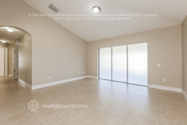 Building Photo - 10206 Hunters Haven Blvd