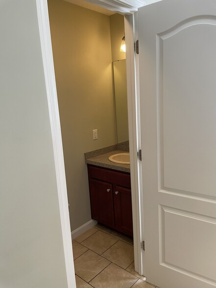 1/2 Bath off Kitchen - 2020 Palmer Rd