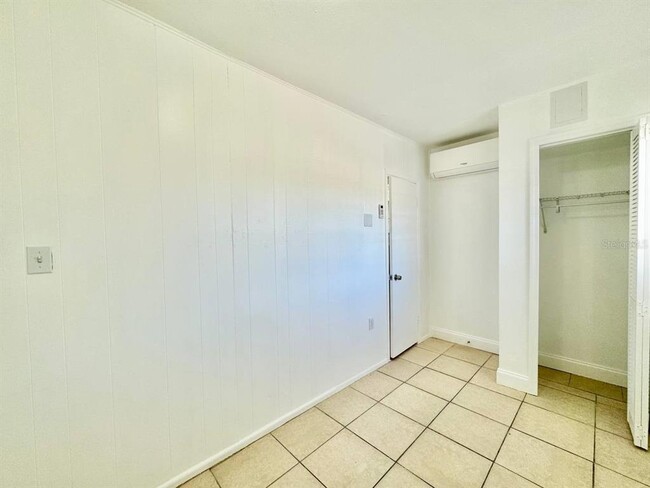 Building Photo - 1302 E New Orleans Ave