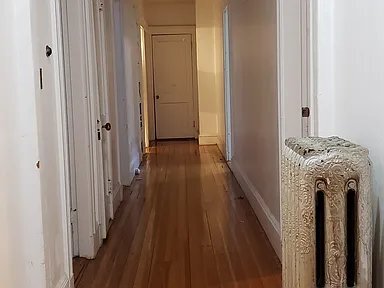 Building Photo - 11 Chester St