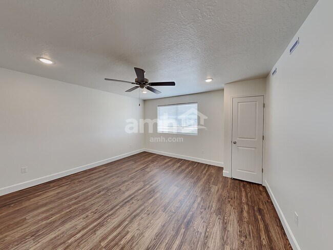 Building Photo - 288 Allen Ln