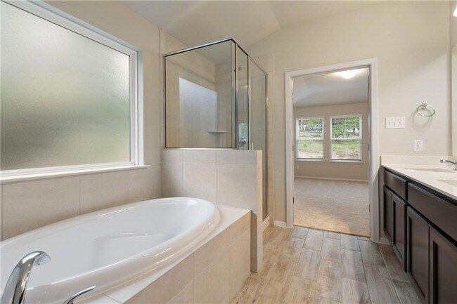 Building Photo - 3704 Stillwood Ln