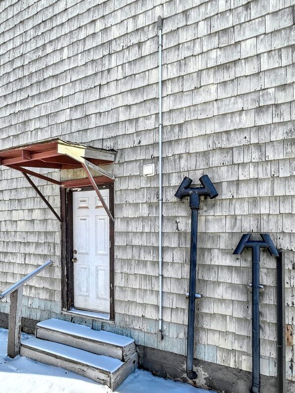 Building Photo - 1986 W 54th St