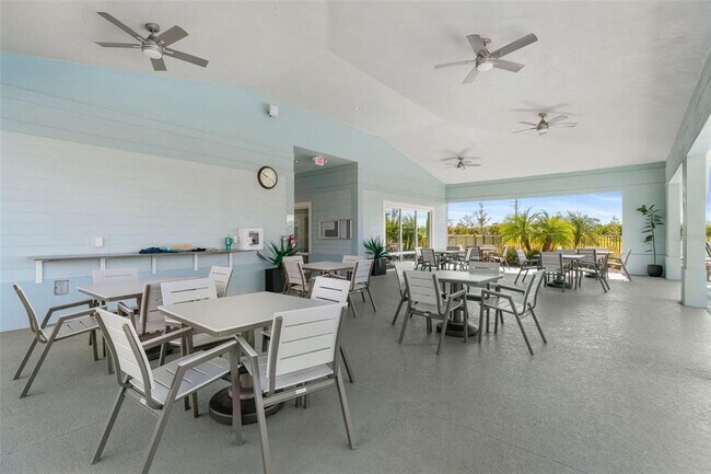 Building Photo - 1536 Saddlewood Cir
