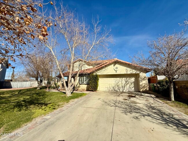 Building Photo - 4853 Minstrel Dr