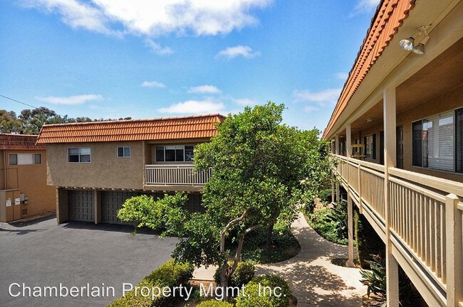 Building Photo - 1050 Chinquapin Ave