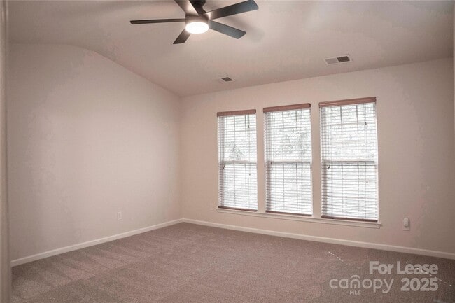 Building Photo - 15558 Canmore Street