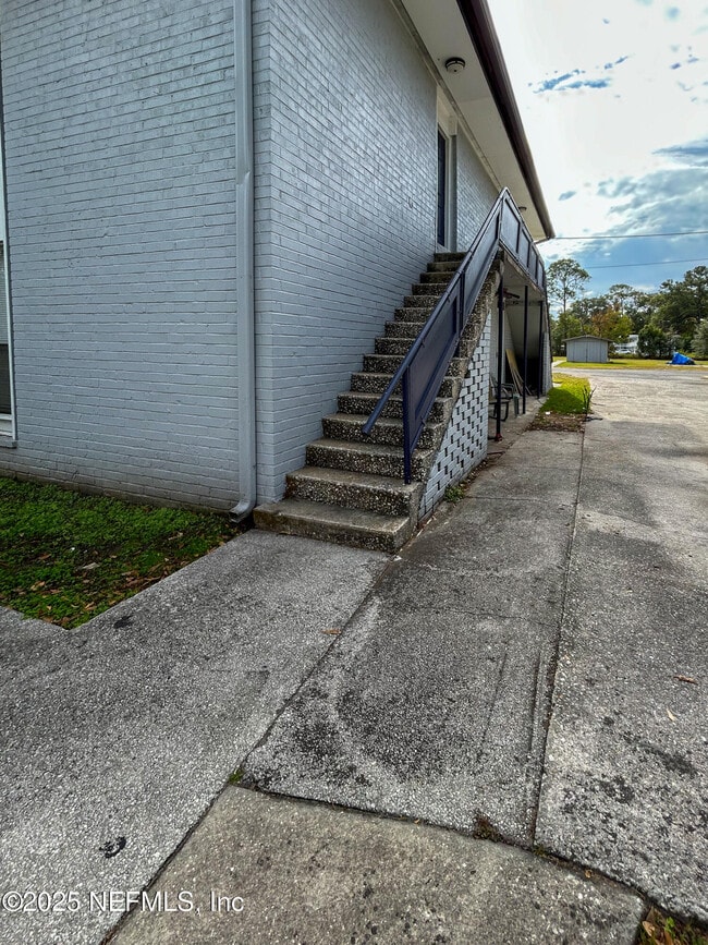 Building Photo - 1124 Woodruff Ave