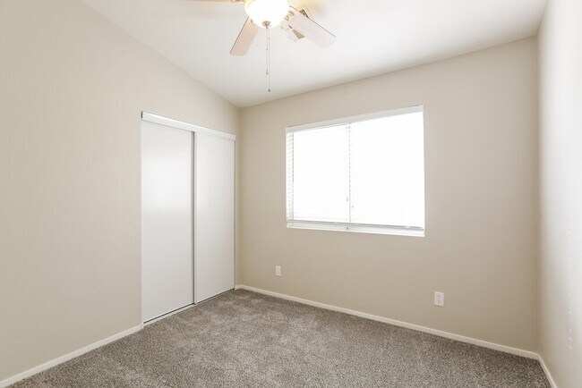 Building Photo - 8341 Pendragon Cir