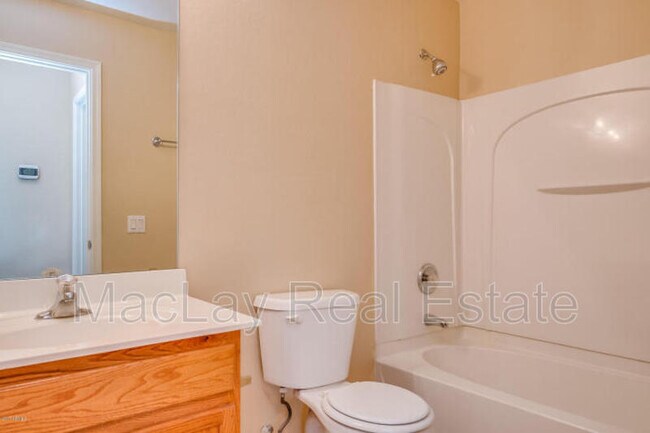 Building Photo - 6917 W St Charles Ave