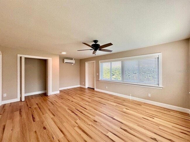 Building Photo - 2060 Attache Ct