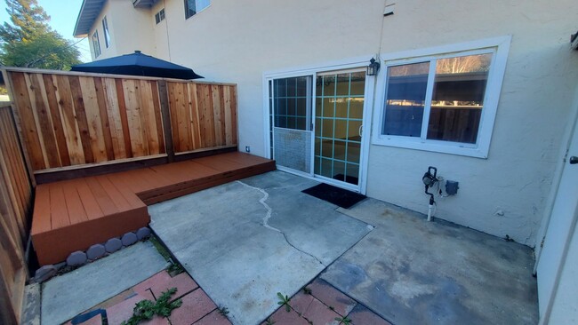 Building Photo - Best Townhome to rent in Blossom Valley, (...