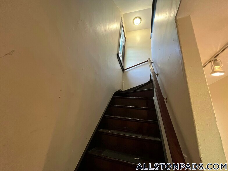 Building Photo - 7 Prescott Pl