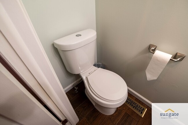 Building Photo - 1016 Arborwood Pl