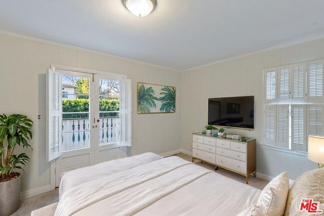 Building Photo - 905 Napoli Dr