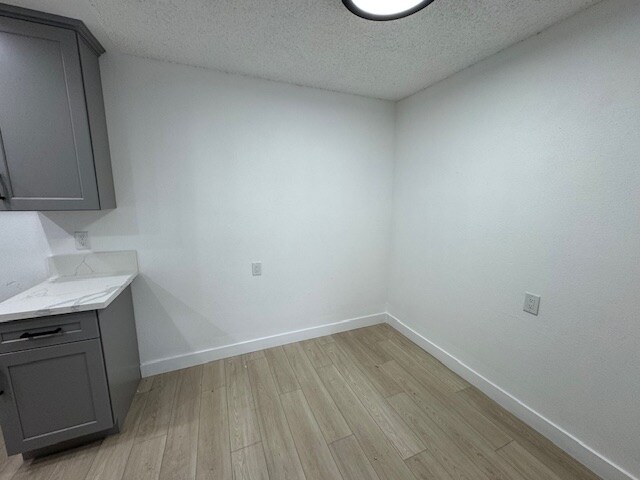 Building Photo - 5776 Rostrata Ave