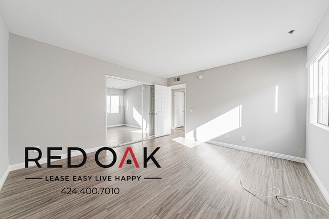 Building Photo - 4451 Vista Del Monte Ave