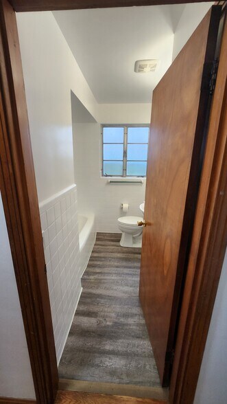Bath room 7'X8' - 8446 Clough Pike