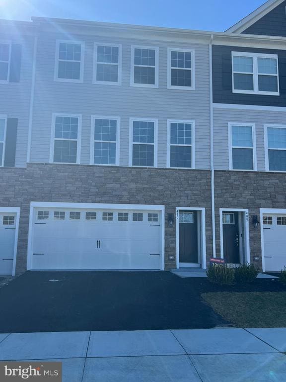 Building Photo - 410 Monte Farm Rd