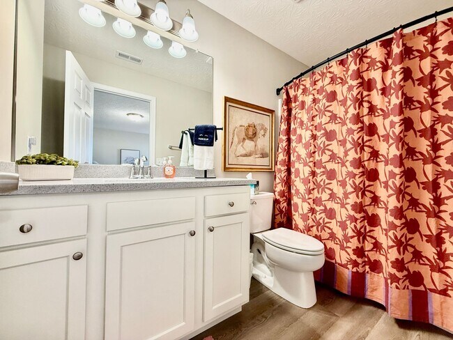 Building Photo - 224 Taylor Dr