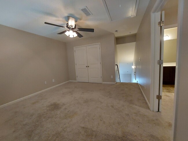 Building Photo - 3013 Joseph Dr