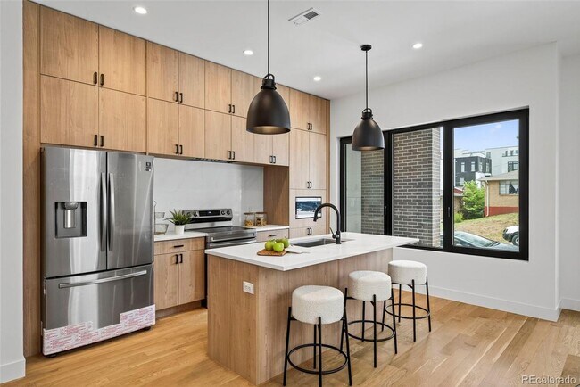 Building Photo - New Construction Townhome with Rooftop Deck