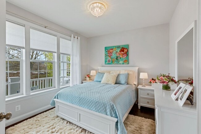 Building Photo - 1412 Musgrove Alley