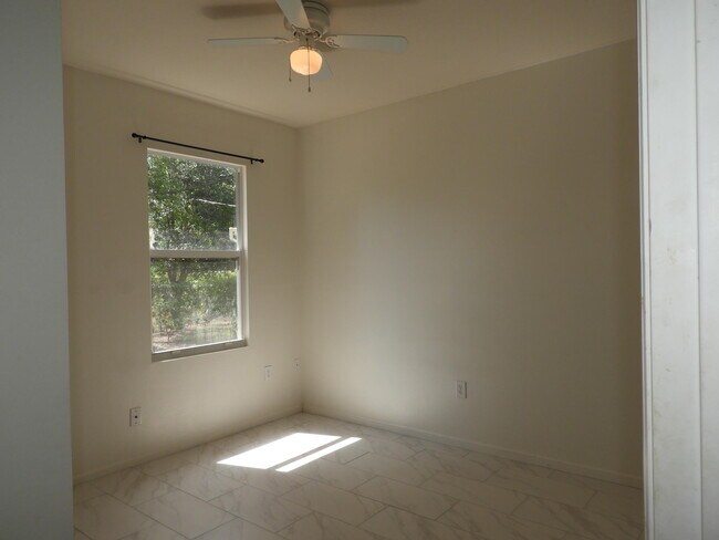 Building Photo - 3298 Slama Ave