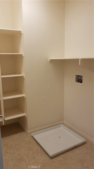 Building Photo - 908 N Acacia Ct