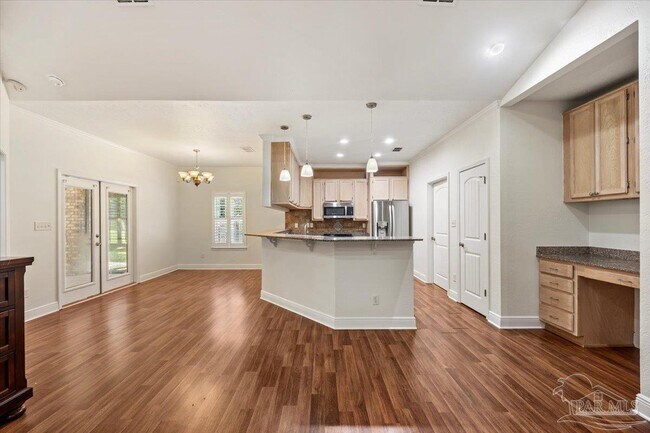 Building Photo - 3385 Montecito Blvd