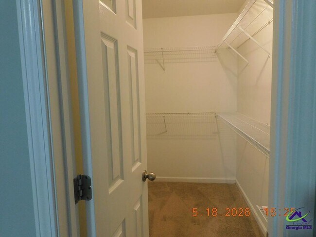 Building Photo - 122 Kingston Village Dr