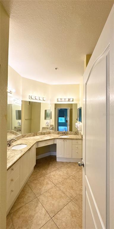 Building Photo - 2713 Via Murano