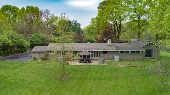 Building Photo - 4200 Dublin Rd