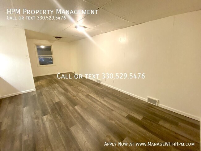 Building Photo - 1214 Woodward Pl NW