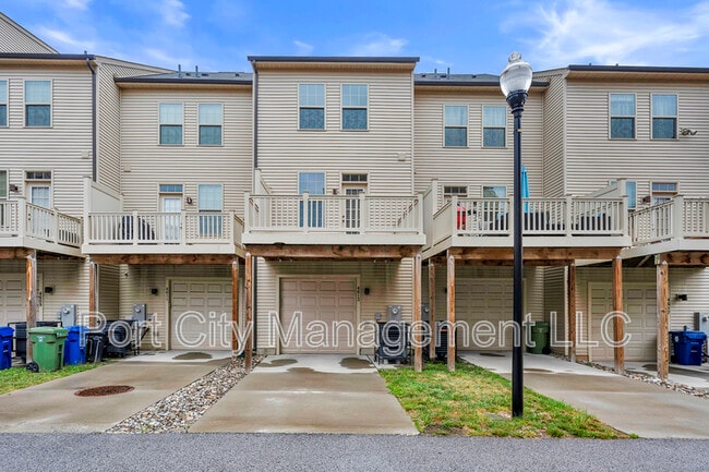 Building Photo - 4613 Marlene Mews