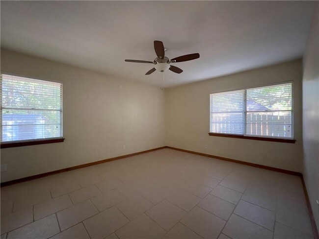 Building Photo - 2712 Pegram Ave